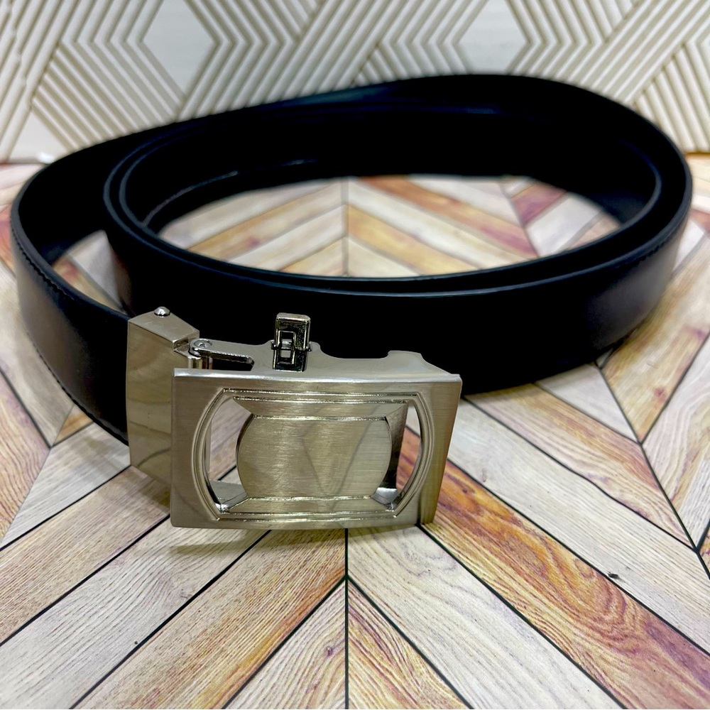 MEN’S Black Ratchet Belt with Sleek Sliver Belt Buckle up to‎ 58” R19